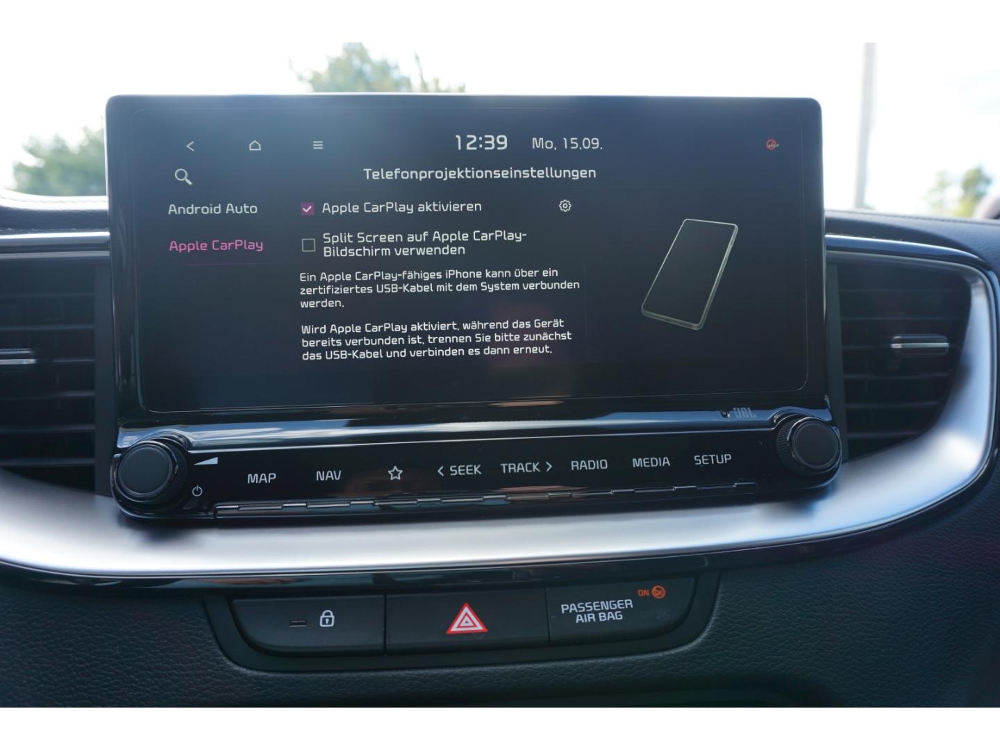 Kia Ceed_sw 1.5T 140 GT Line DCT7 Pano AHK Navi LED 