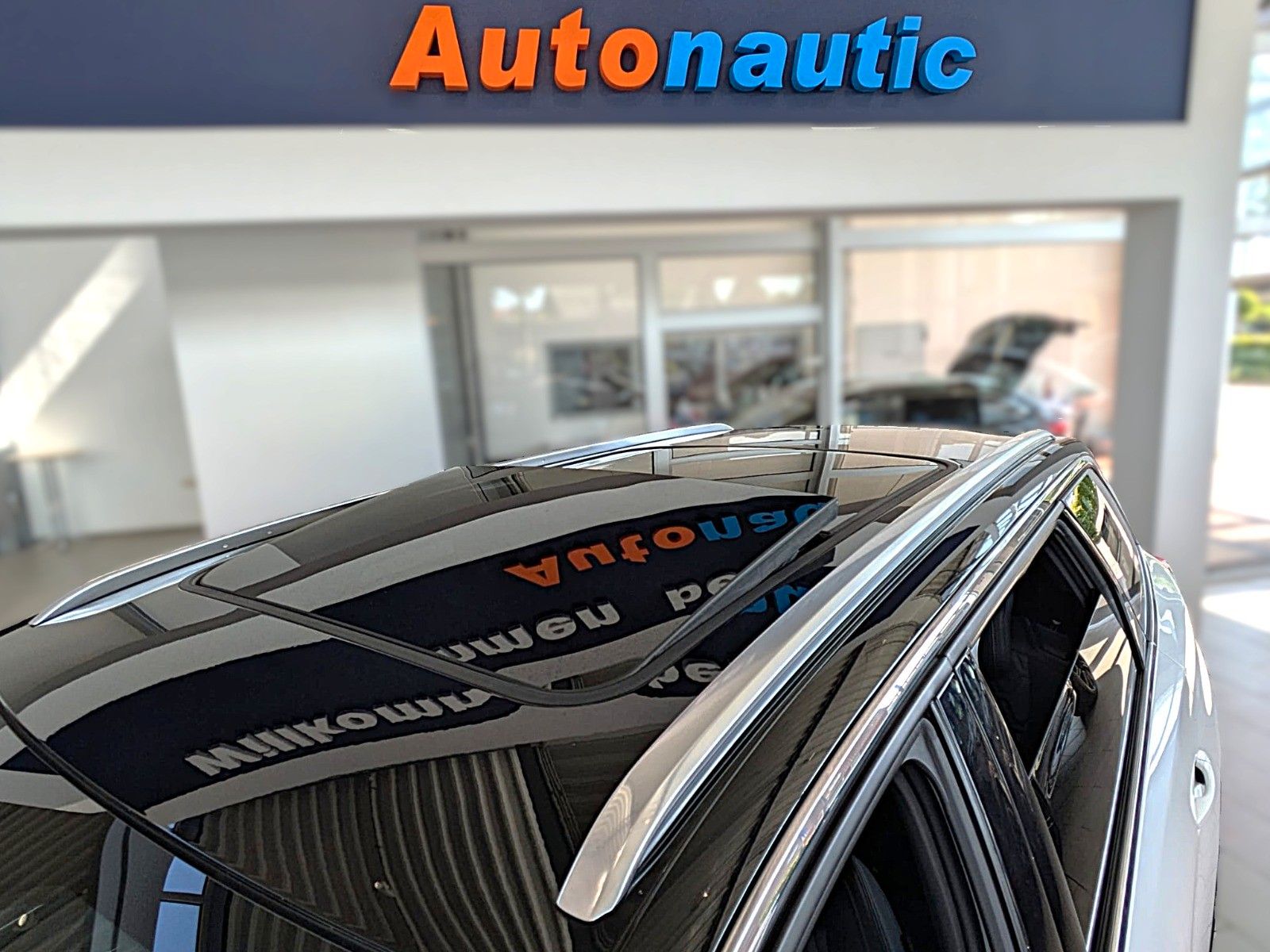 Fahrzeugabbildung Peugeot 5008 GT-LINE LEDER NAVI PANORAMA LED AHK 7-SITZE