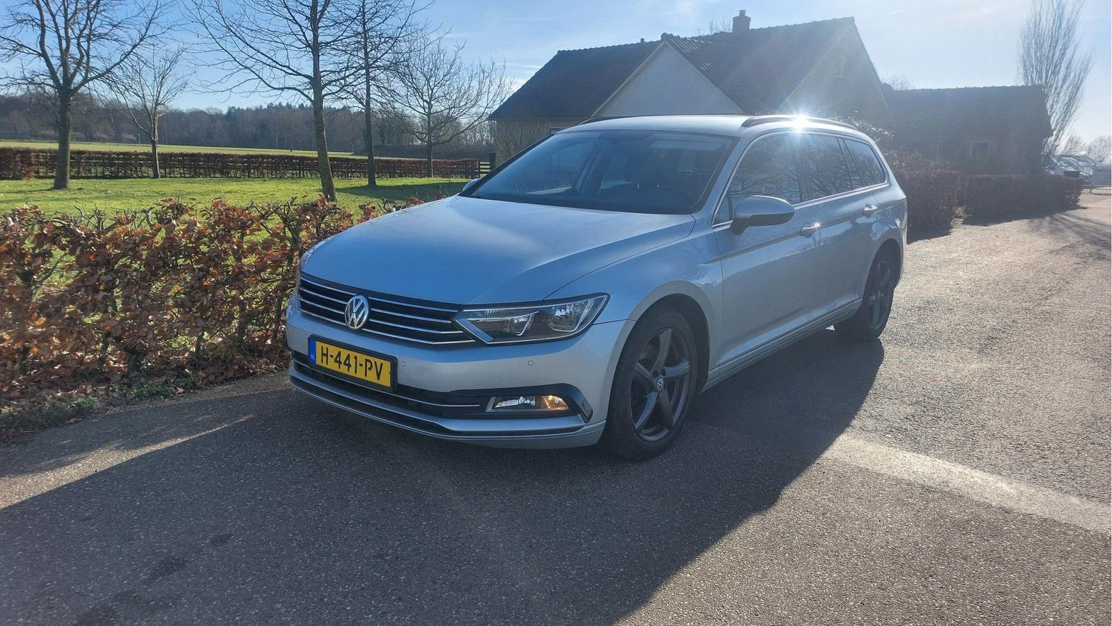 Volkswagen Passat Variant 1.4 TSI ACT Highline CLIMA/ACC/NA