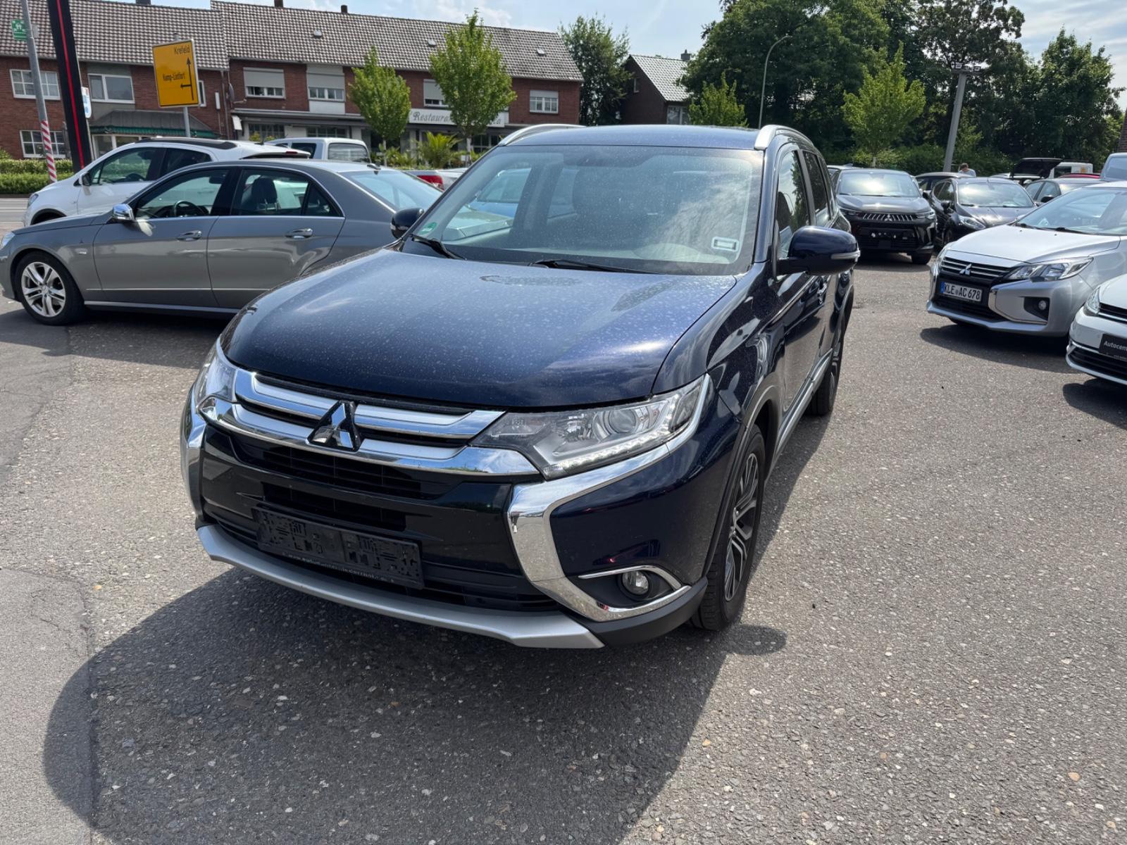 Mitsubishi Outlander Plus 4WD