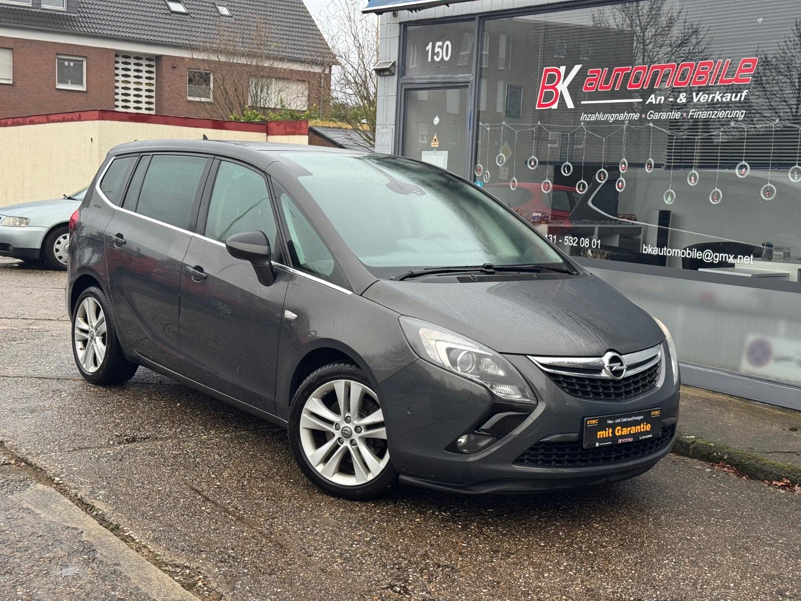 Opel Zafira 7Sitzer Inno Pano Leder Navi Kamera Xenon