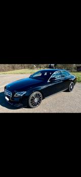 Mercedes-Benz E 350d AMG Line Autom. AMG Line - gebrauchte Mercedes-Benz E 350 aus dem Jahr 2017