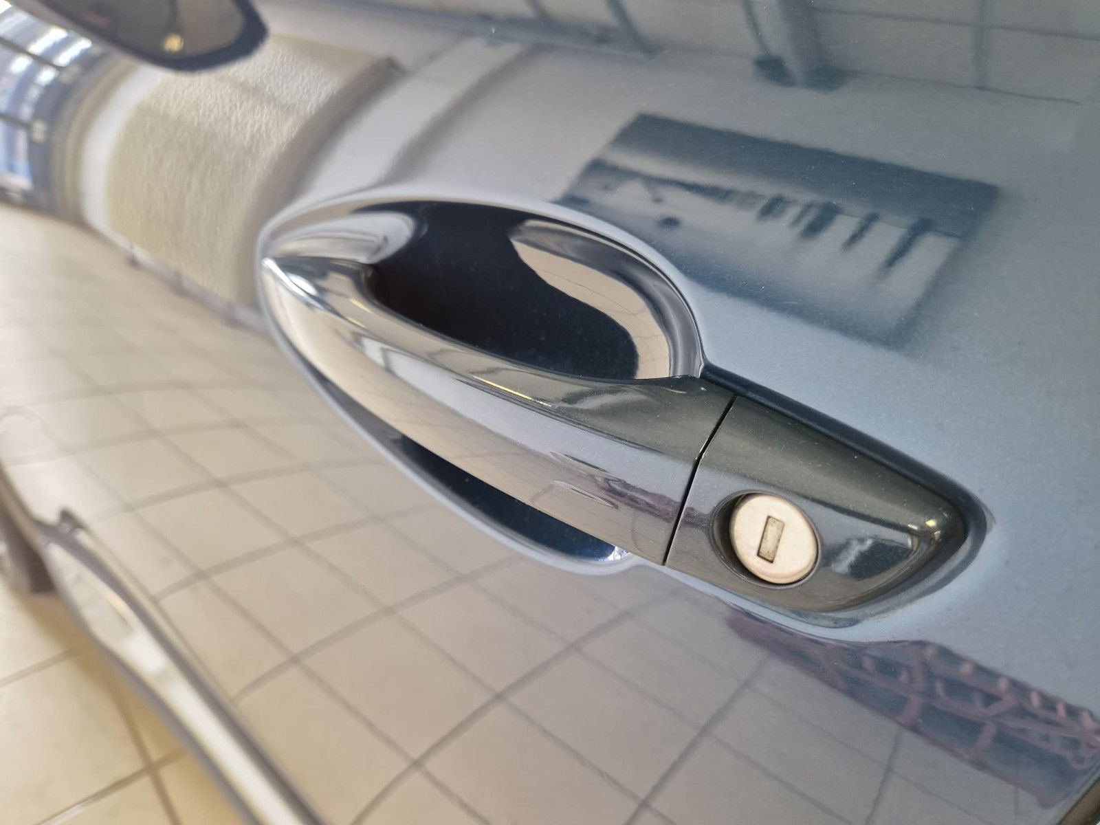 Fahrzeugabbildung Peugeot 3008 Hybrid 225 Roadtrip / LED/KAMERA/GARANTIE