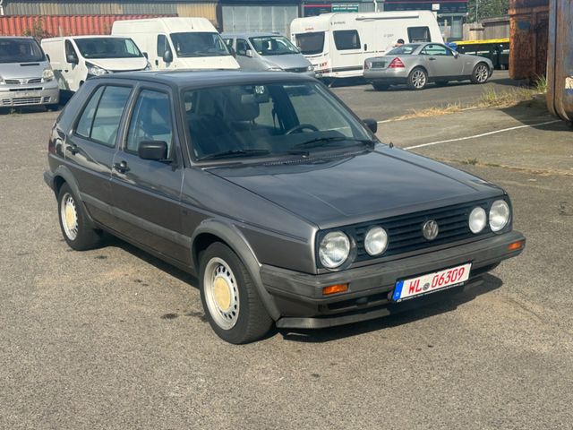 Volkswagen Golf 2 1,6L Manhatten*2.Hand*H-Zulassung*S-Dach*