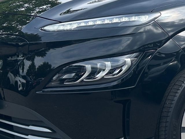 Fahrzeugabbildung Hyundai KONA Trend Elektro 2WD 11 KW Navi Soundsystem LE