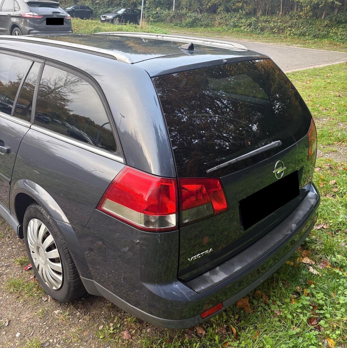 Opel Vectra 2009 — photo 7