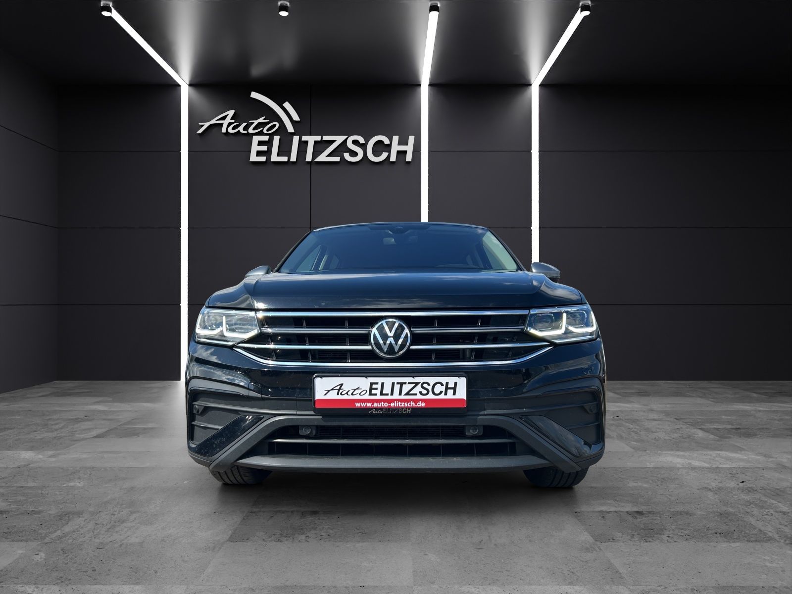Fahrzeugabbildung Volkswagen Tiguan Allspace Life TDI IQ.Light ACC AHK SH LRH