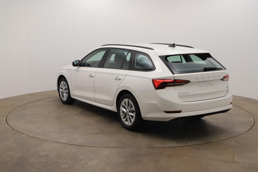 Skoda Octavia iV Combi Ambition 1.4 TSI 150kW PDC*Temp