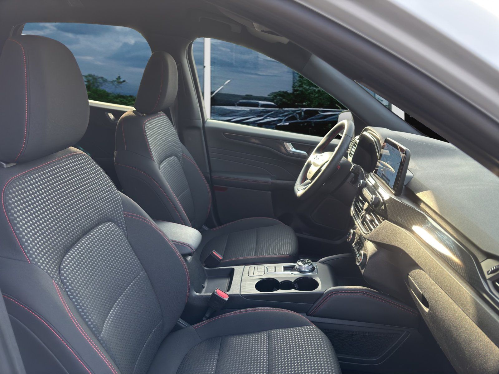 Fahrzeugabbildung Ford Kuga 2.5 PHEV Plug-In Hybrid ST-Line