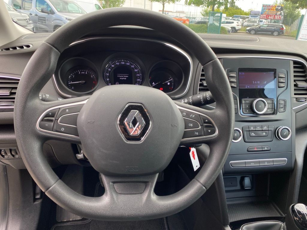 Fahrzeugabbildung Renault Megane TCe 115 GPF LIFE