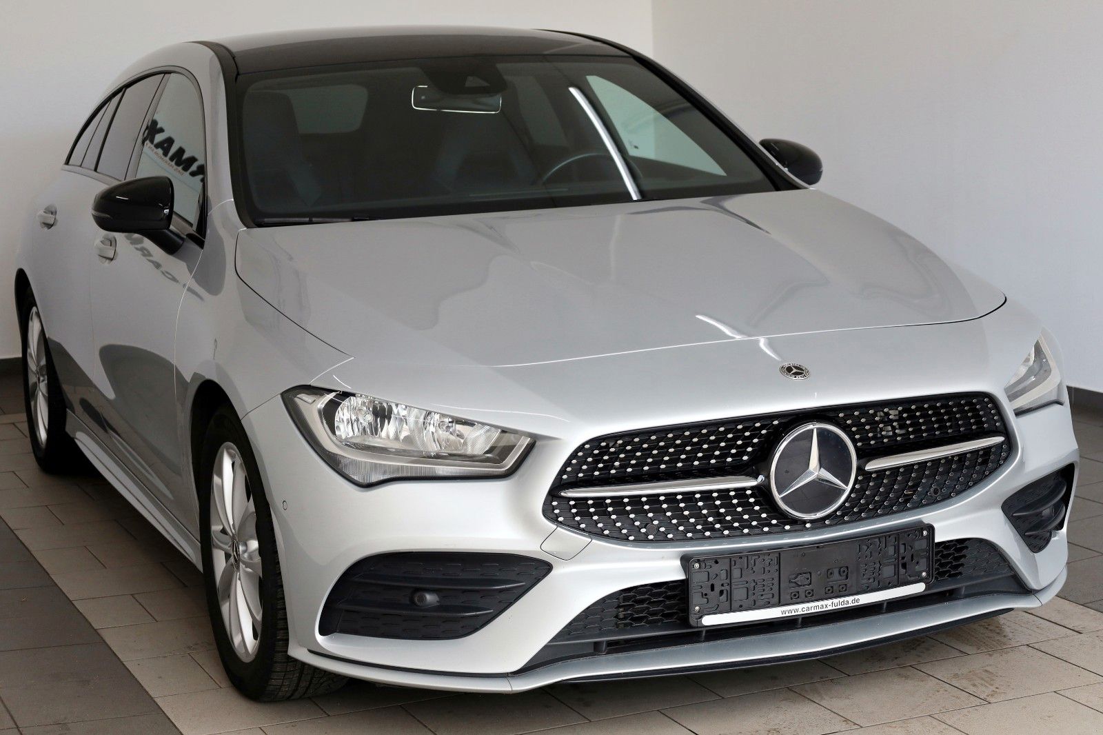 Fahrzeugabbildung Mercedes-Benz CLA 220d SB 4M AMG Line T.Leder,Navi,Night/ParkP