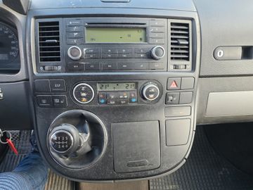 Volkswagen T5 Transporter - 11