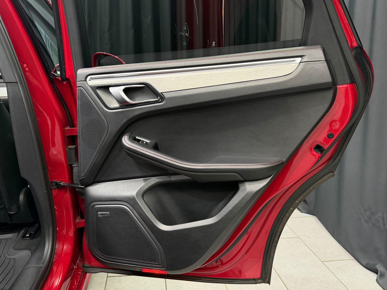 Fahrzeugabbildung Porsche Porsche Macan GTS |BOSE|360°|SITZBELÜFTUNG