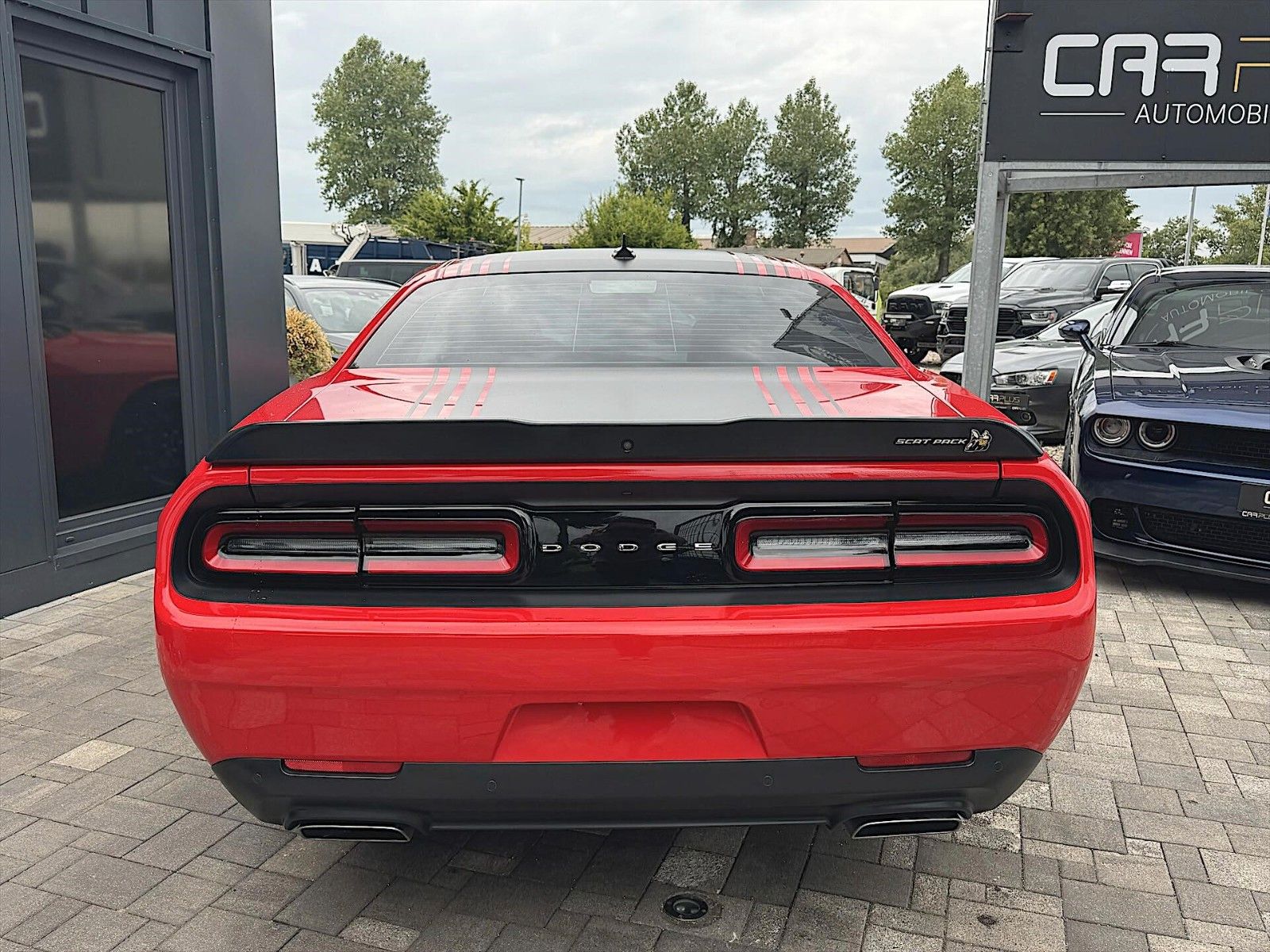 Fahrzeugabbildung Dodge Challenger 6.4 V8 SRT 392 SCAT PACK SHAKER R/T