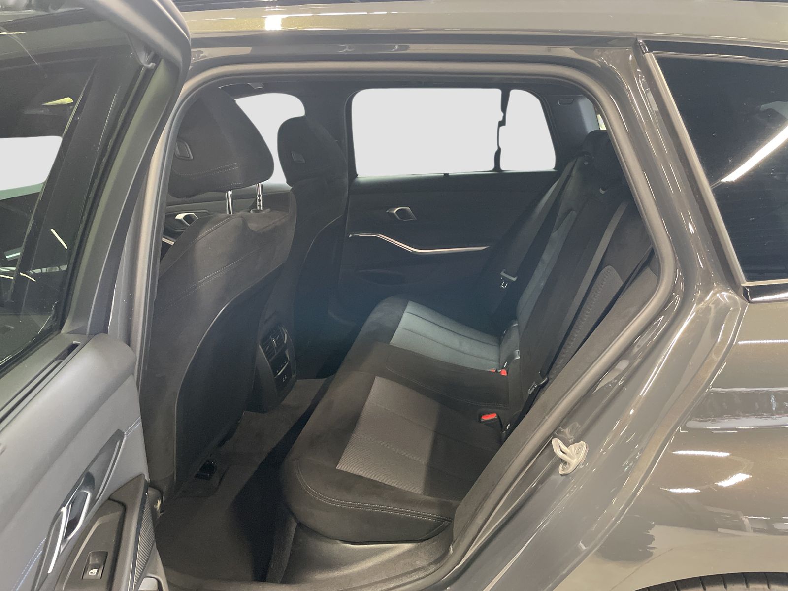 BMW 320 - Bild 13