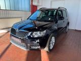 Skoda Yeti 2.0 TDI Drive 4x4/1.Hand/BiXenon/AHK/TÜVNeu - Skoda Yeti: Schwarz