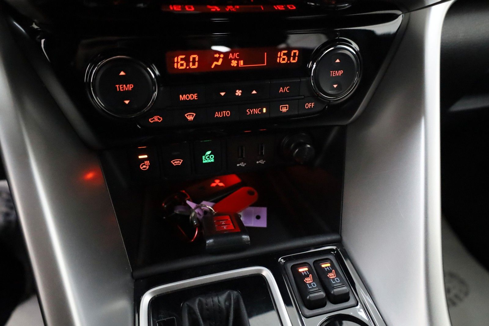 Fahrzeugabbildung Mitsubishi Eclipse Cross Diamant Edition+ Led,Kamera,ACC