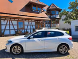 BMW 120i Lim. M Sport/Shadow-L*PDC*SPUR*LED*CARPLAY* - BMW 120: Weiß, mit Apple Carplay
