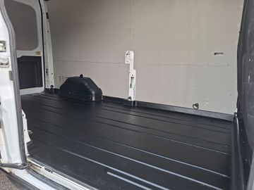 Ford Transit - 9