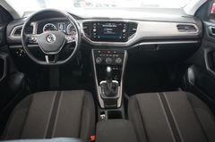 Fahrzeugabbildung Volkswagen T-Roc 1.5 TSI STYLE DSG NAVI/LED/NEBEL/ACC/DAB+