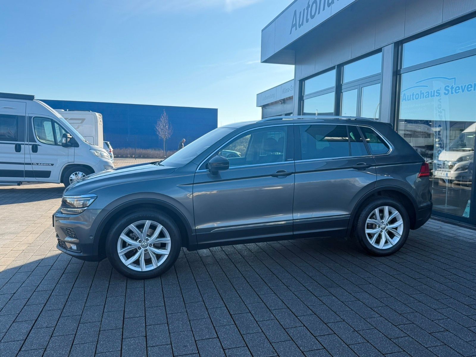 Fahrzeugabbildung Volkswagen Tiguan IQ.DRIVE Start-Stopp