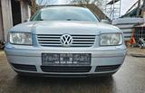 Volkswagen vw     Bora v5 - Volkswagen Bora Kombi V5 mit Benzin-Antrieb