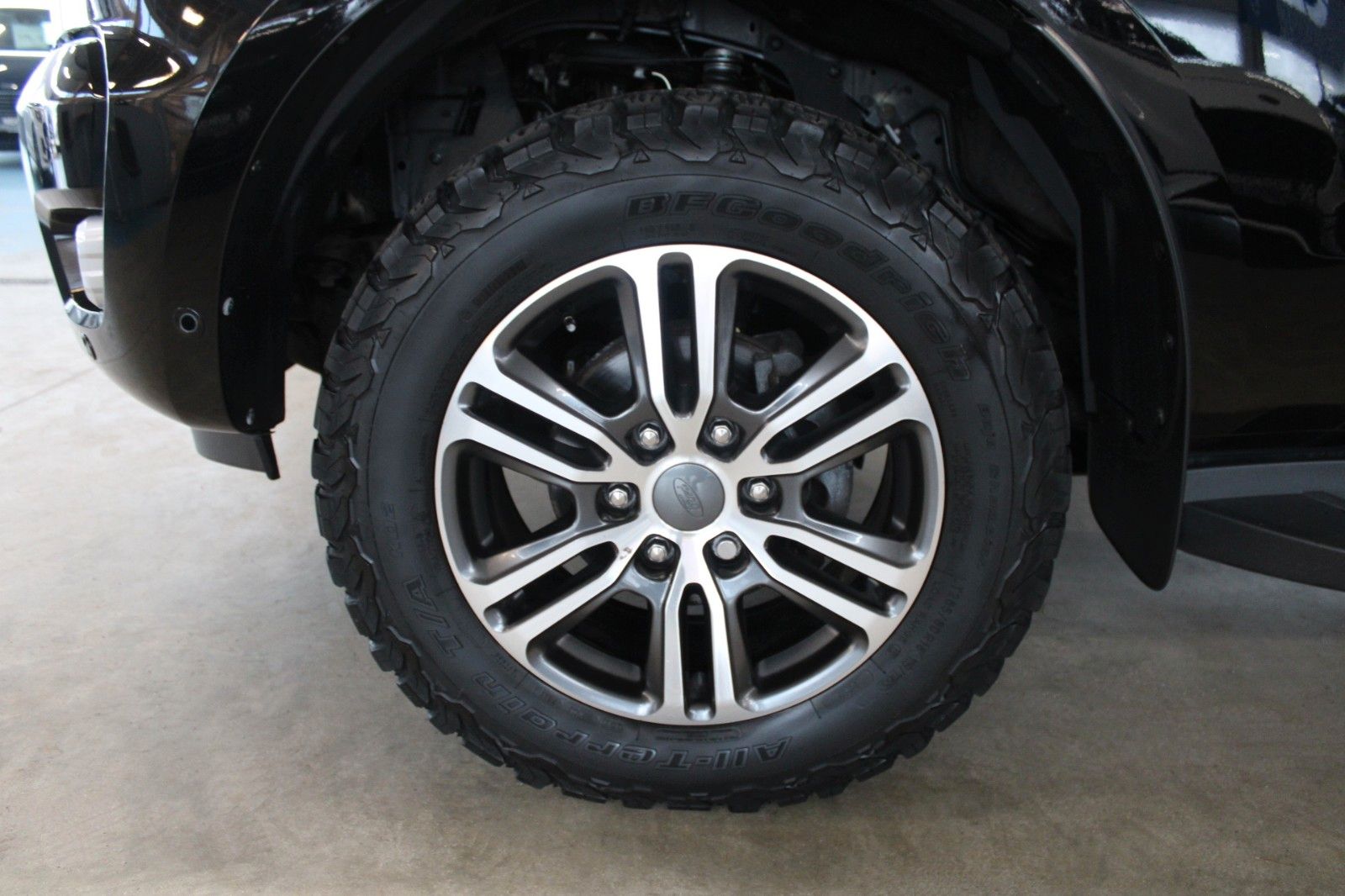 Fahrzeugabbildung Ford Ranger Limited Aut. LED AHK STDHZ HARDTOP uvm.