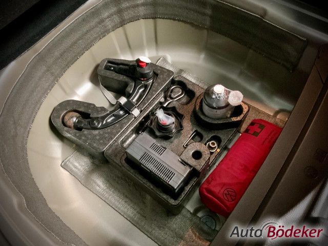 Volkswagen T-Cross TSI 1.5 Life DSG Garantie b. 12.01.30 