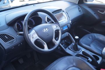 Hyundai ix35 Style 2.0 Style PANORAMADACH-NAVI-KAMERA-WR