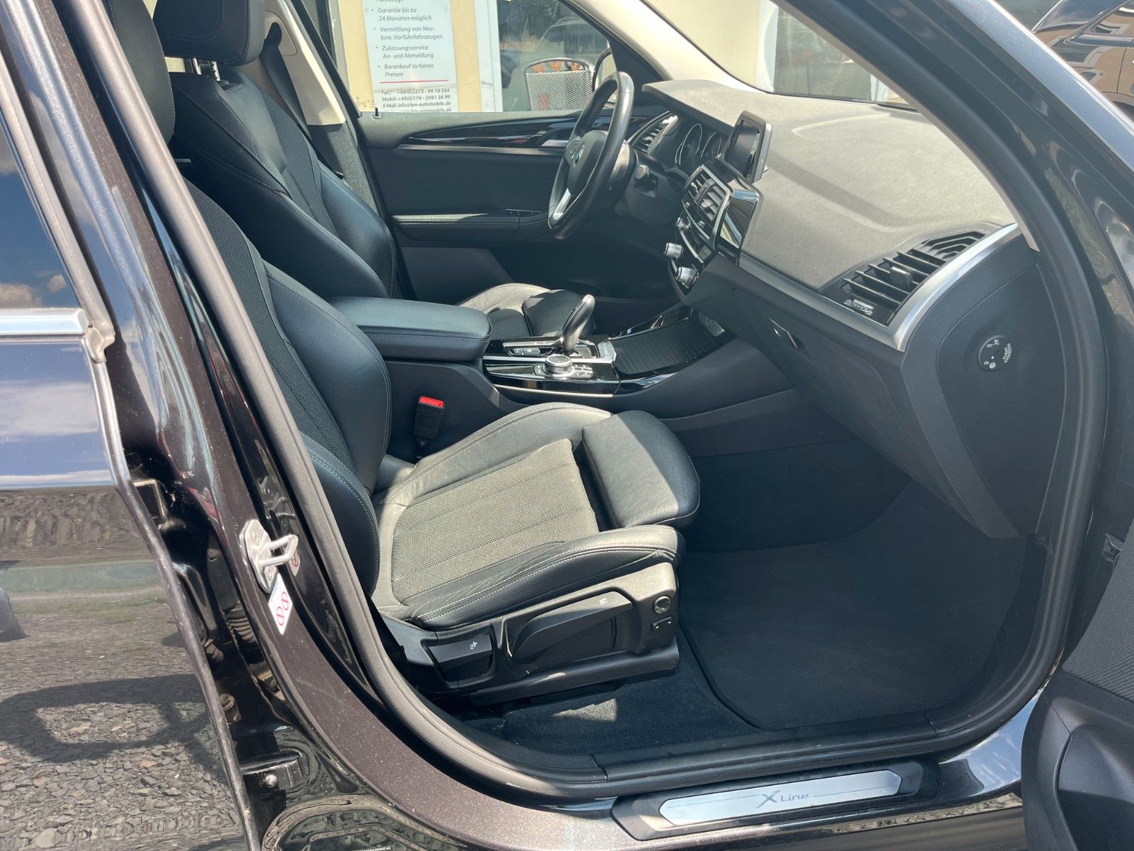 Fahrzeugabbildung BMW X3 xDrive20d xLine Navi LED SPORTSITZE Leder 19"