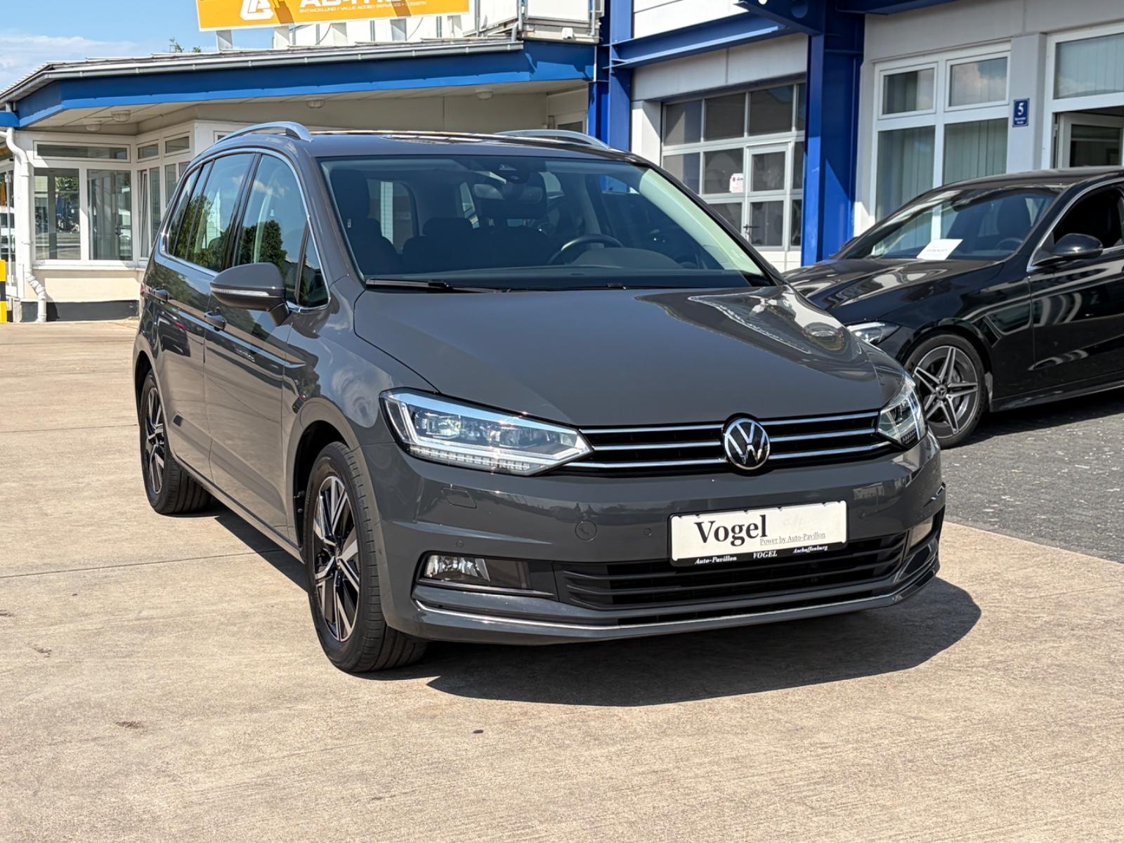 Volkswagen Touran Highline AUT/NAVI/LED/STANDHEIZ/1.Hd!