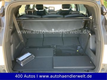 Peugeot 5008 - 8
