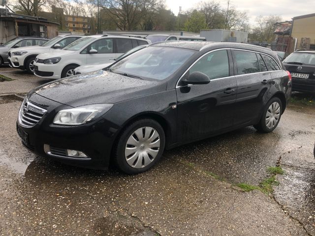 Opel Insignia A Sports Tourer Sport 4x4