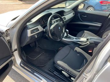 BMW 325 - 6