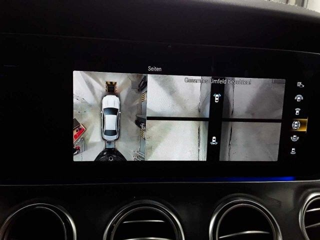 Fahrzeugabbildung Mercedes-Benz E 220d AMG+Pano+MultiBeam+Ambiente+TotW+360