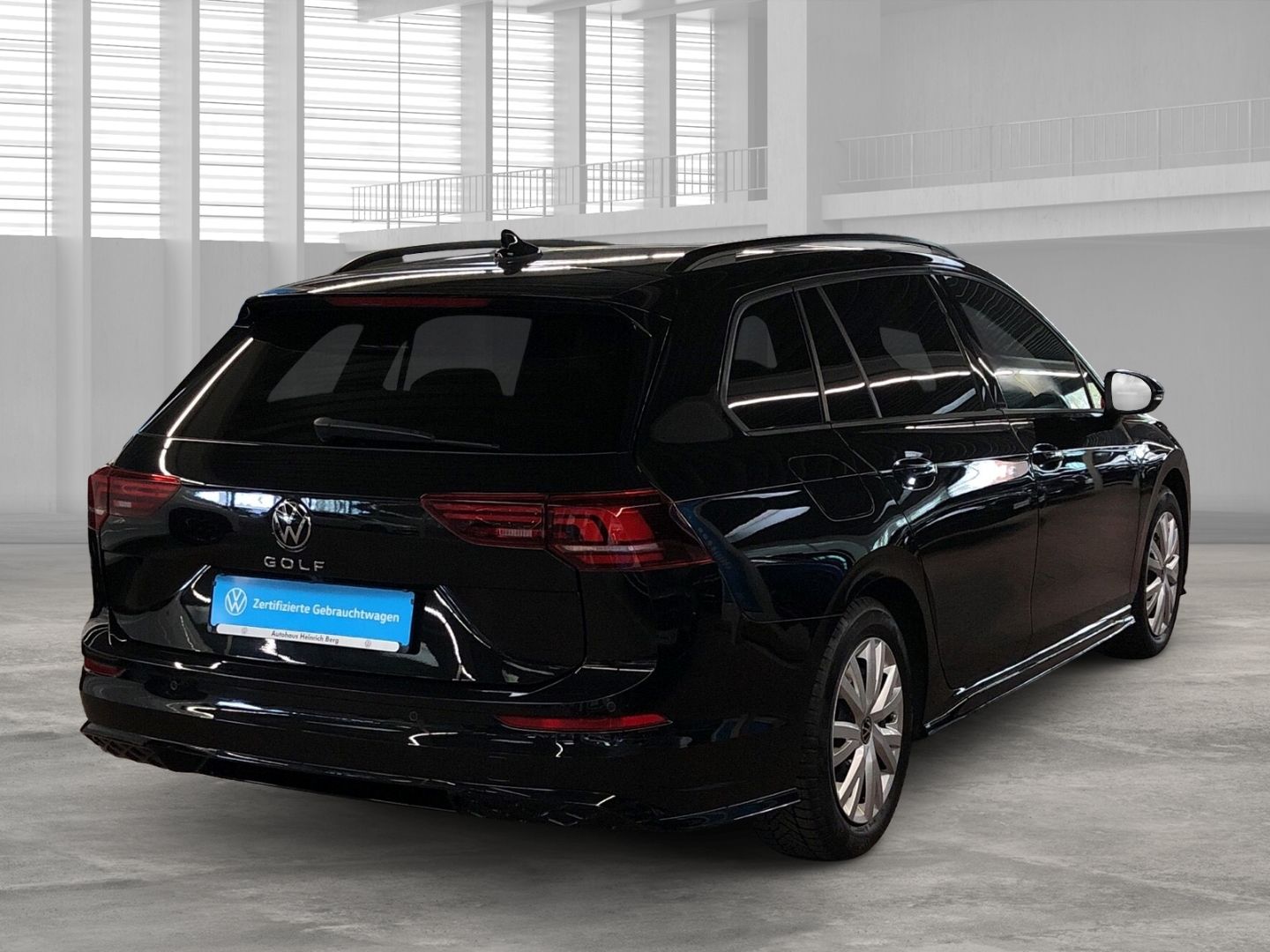 Volkswagen Golf Variant R-Line 2.0 TDI DSG AHK-el. klappb foto 3