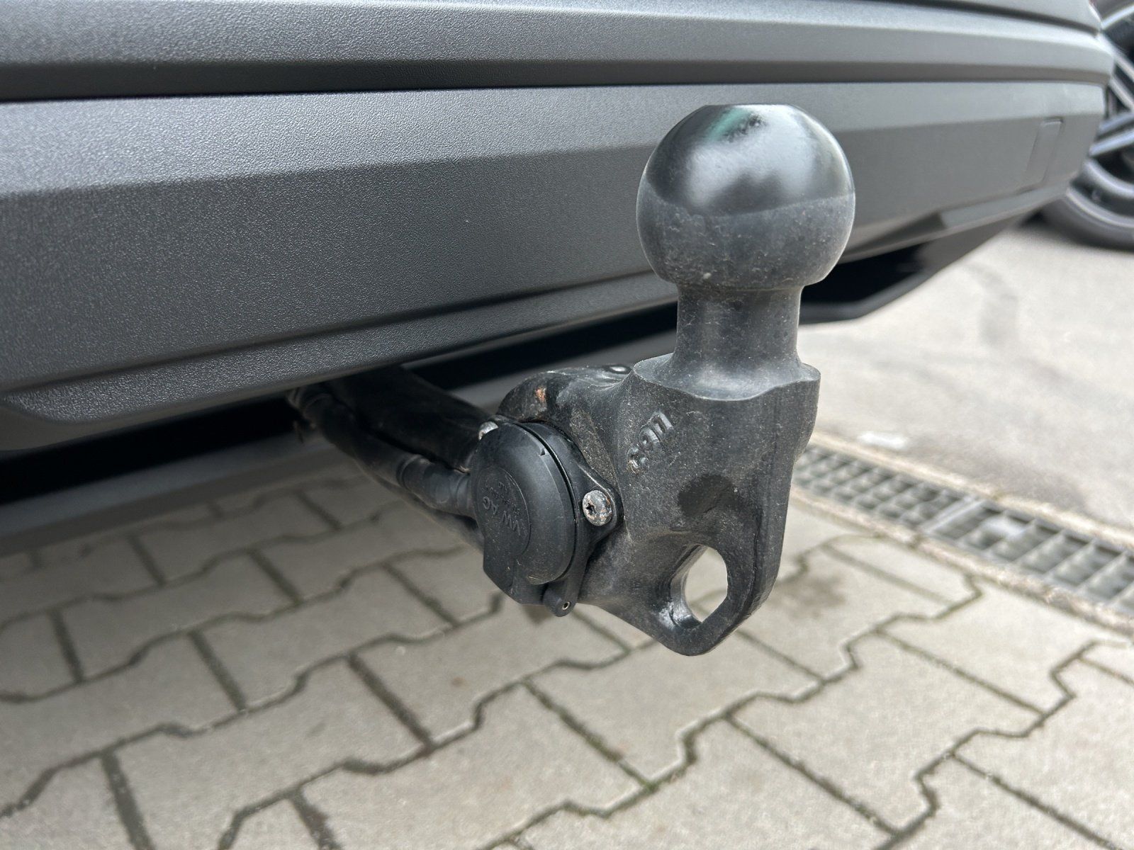Fahrzeugabbildung SKODA Karoq Tour 2,0 TDI 4x4 DSG/LED/ACC/AHK/KAMERA/