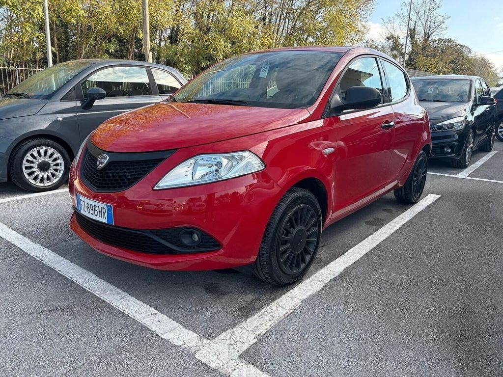 Image of Lancia Ypsilon