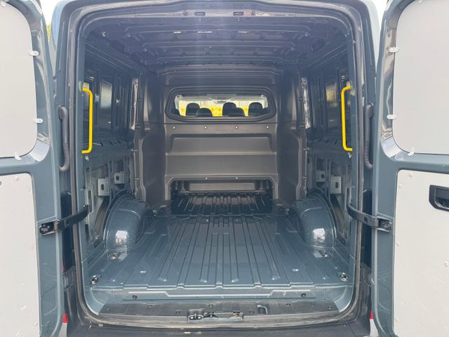 Crafter 2,0 TDI DSG 177 PS 4MOTION AHK / 7Sitzer