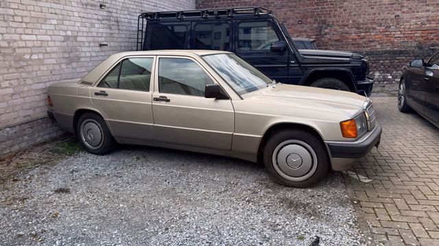 Mercedes-Benz 190E 1.8 - NUR 69tsd KM - AUTOMATIK - Zeitkapsel