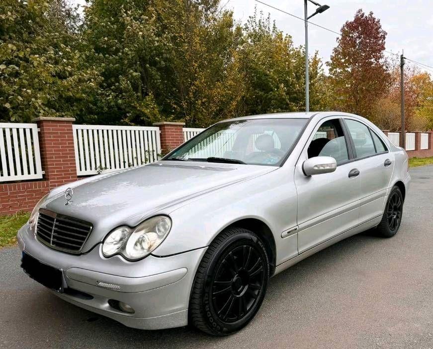 Mercedes-Benz C 200