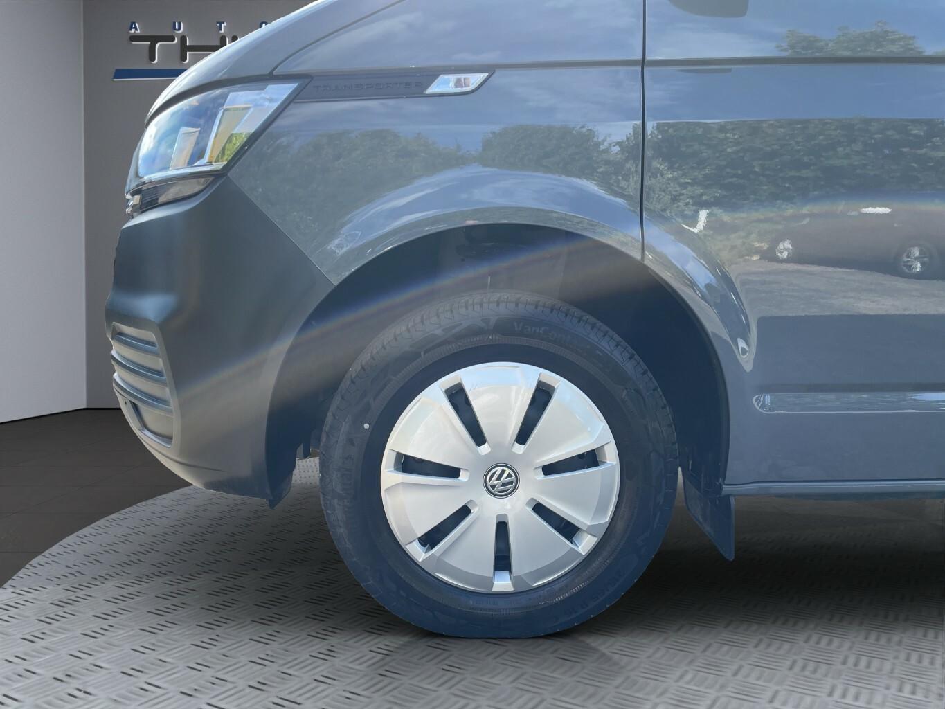 Volkswagen T6.1 Transporter Kombi 4Motion 2.0 TDI AHK Kamer