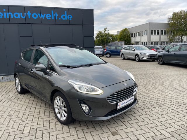 Ford Fiesta Titanium*Panorama*Navi