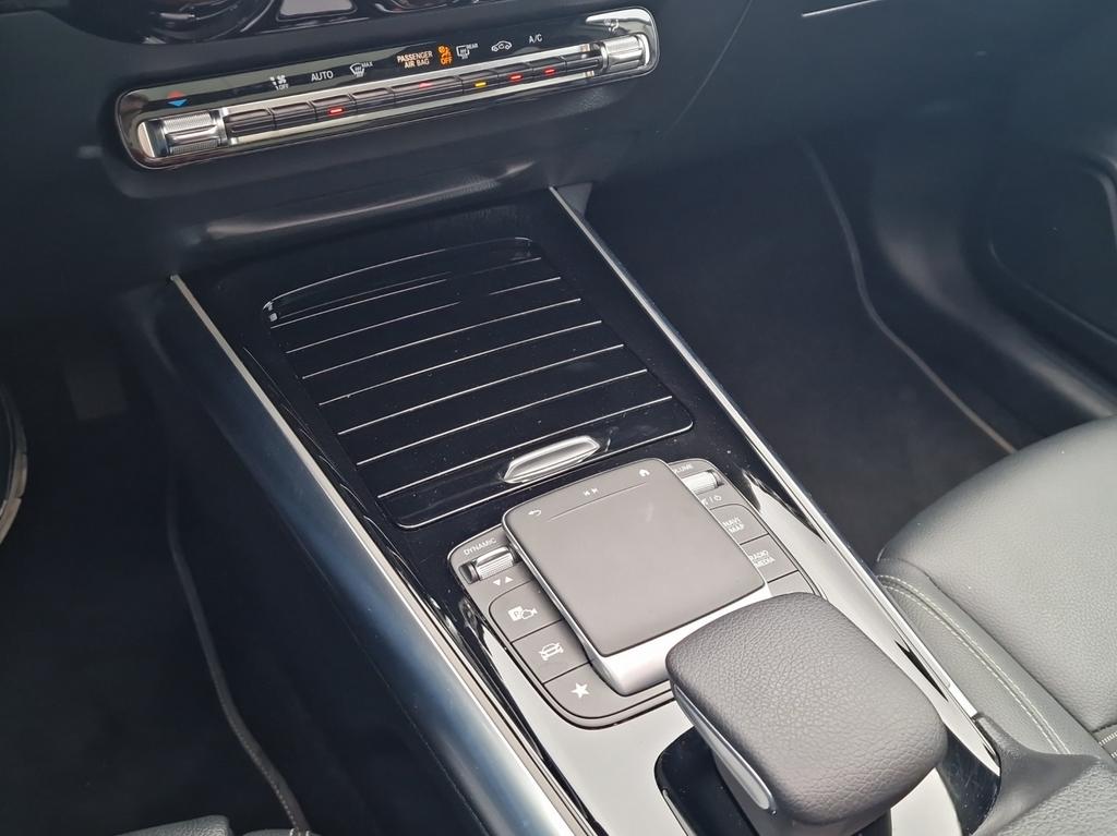 Mercedes-Benz GLA 180