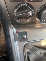 Opel Antara 2.4 - - silberne Opel Antara