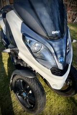 Piaggio MP3 300 HPE mit PKW-Führerschein fahrbar  - PIAGGIO MP3