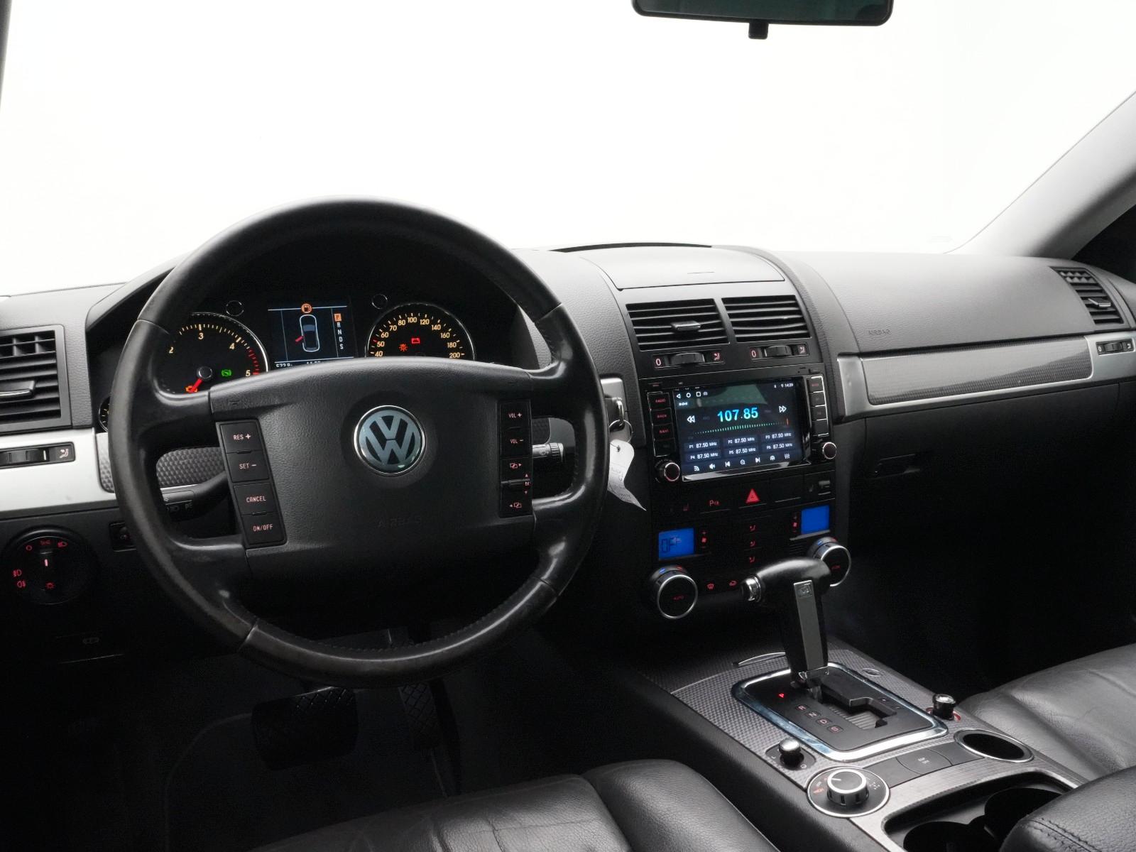 Volkswagen Touareg 2006 — photo 11