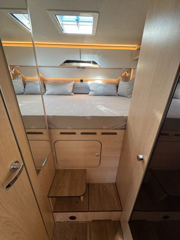 HYMER / ERIBA / HYMERCAR B MC T 550 White Line-Mercedes-Autom-Solar-Distr