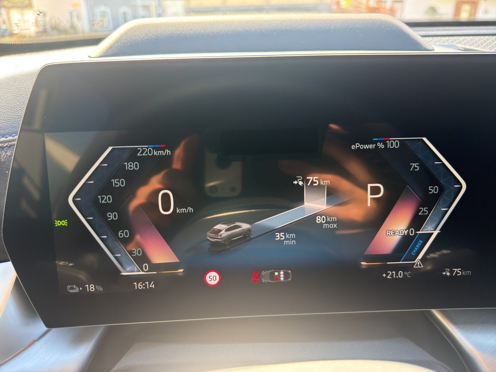 BMW iX2 - Bild 19