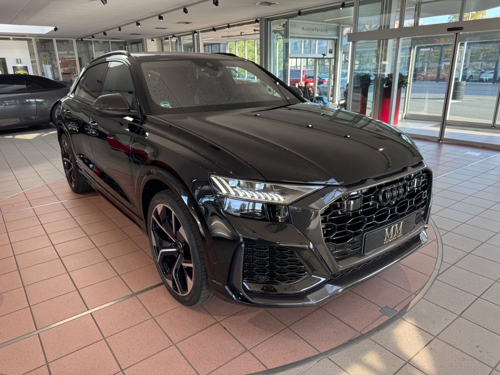 Image of Audi RSQ8